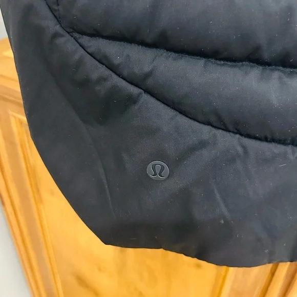 Lululemon Athletica Black Quilted Vest - Picture 3 of 7